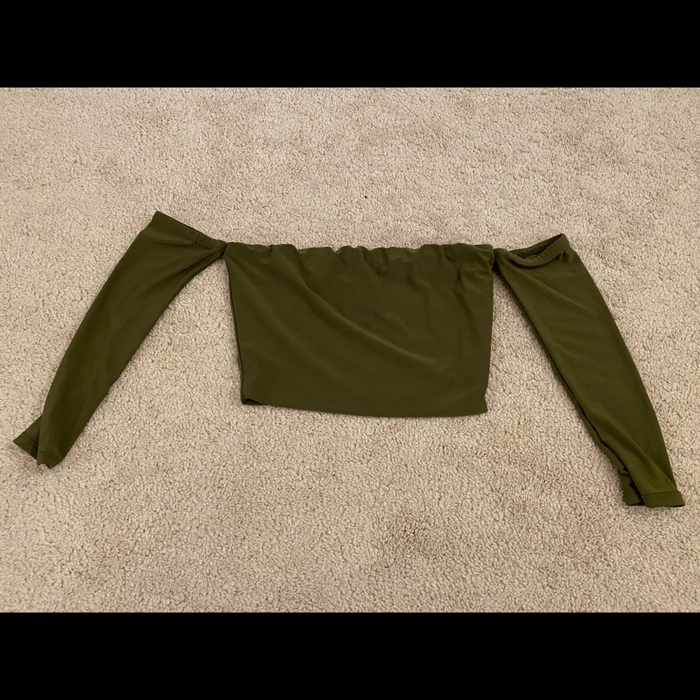 Ootdfash off shoulder top
